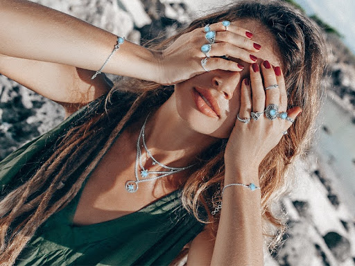 Larimar Jewelry: The Caribbean Gemstone Of Peace And Energy