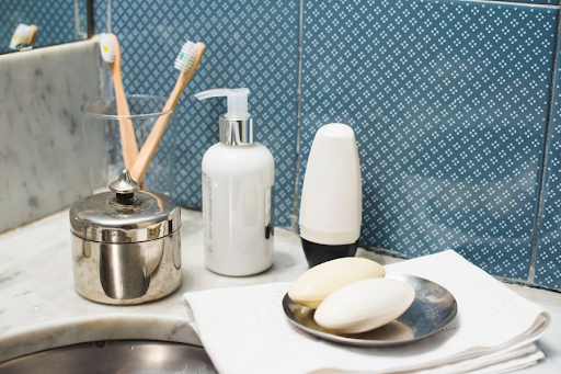 Bathroom Essentials for Better Hygiene: Must Haves for You